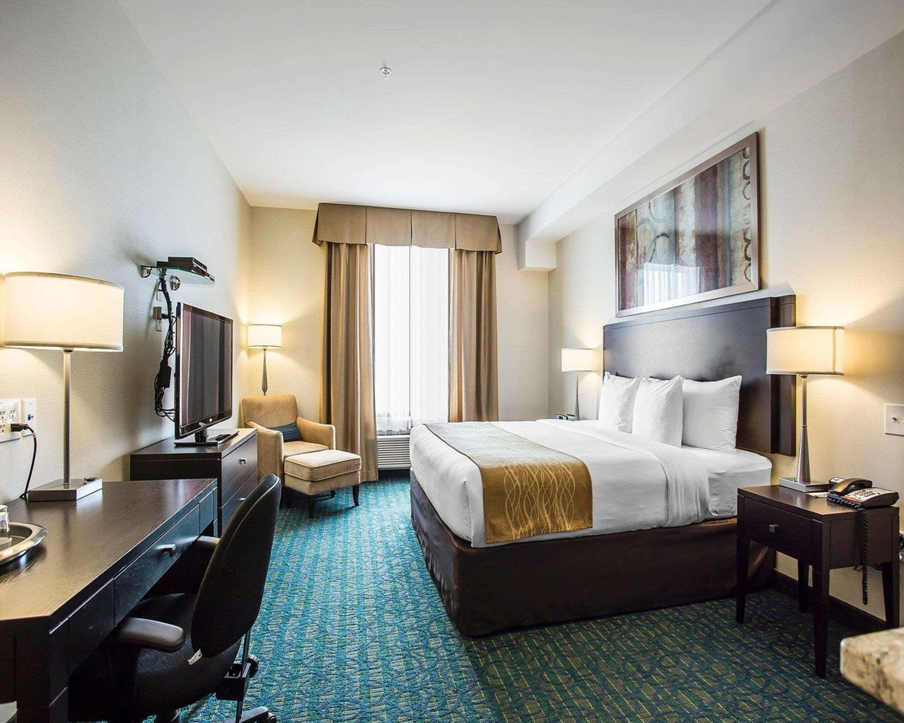 Comfort Hotel Bayer'S Lake Timberlea Extérieur photo