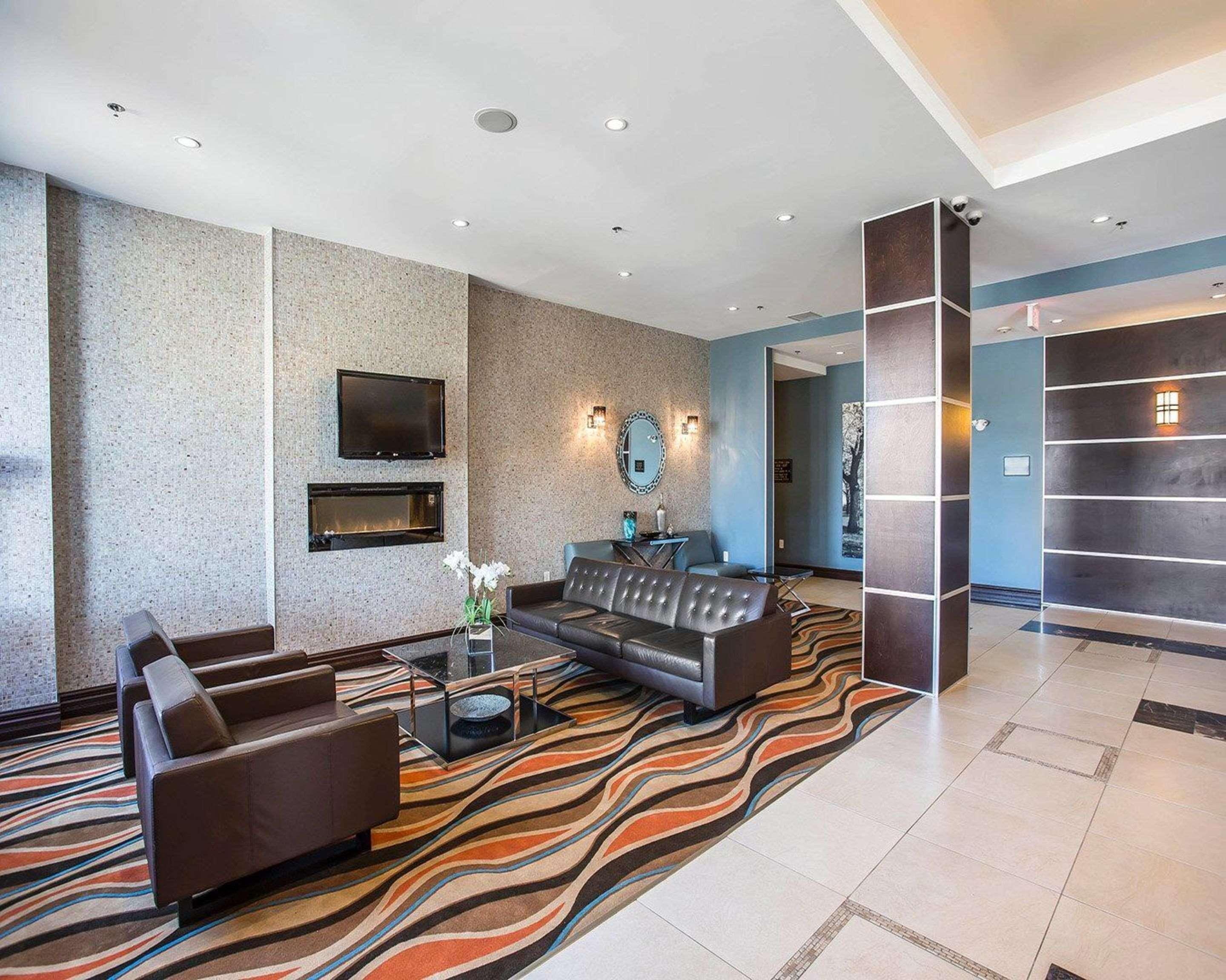 Comfort Hotel Bayer'S Lake Timberlea Extérieur photo