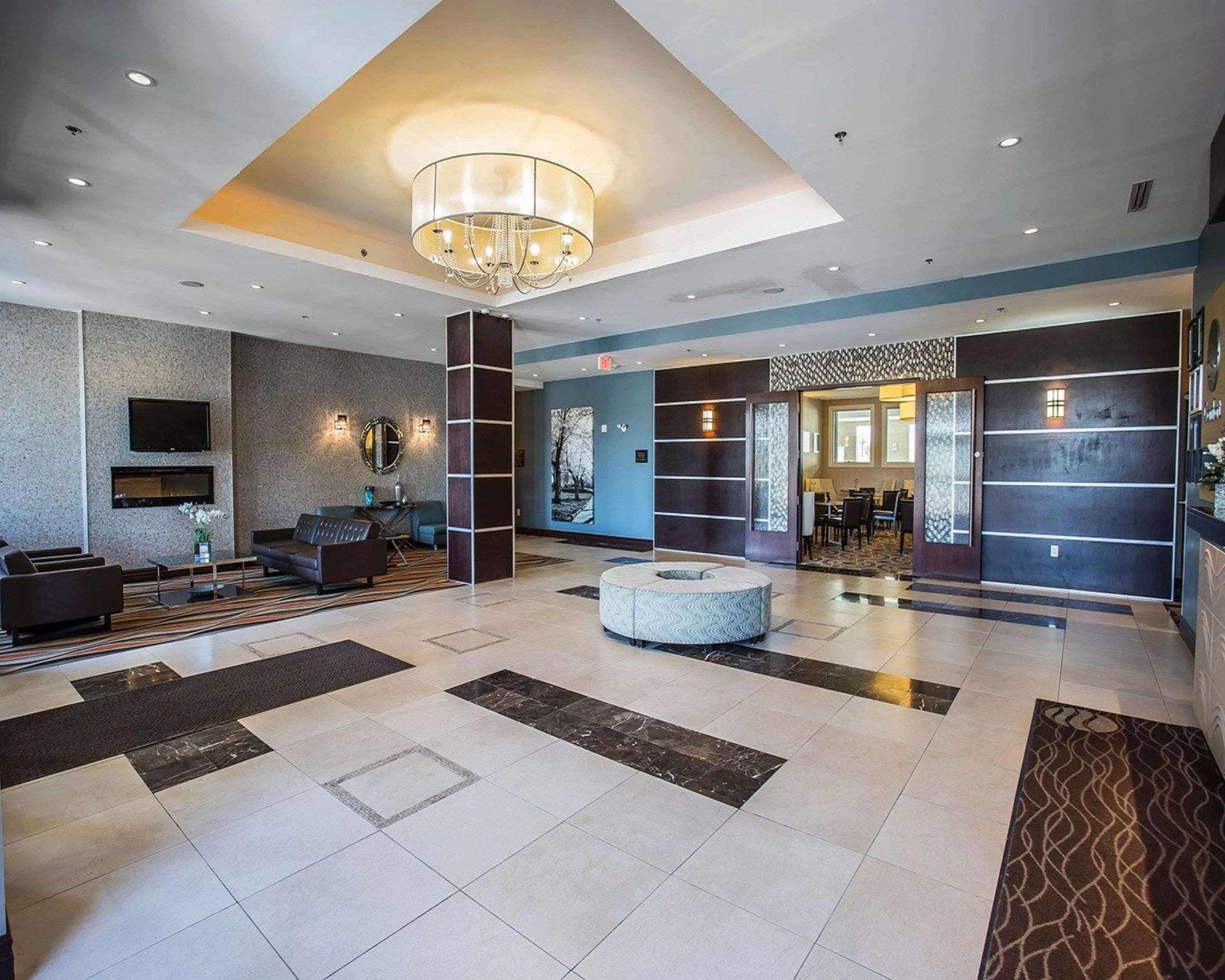 Comfort Hotel Bayer'S Lake Timberlea Extérieur photo