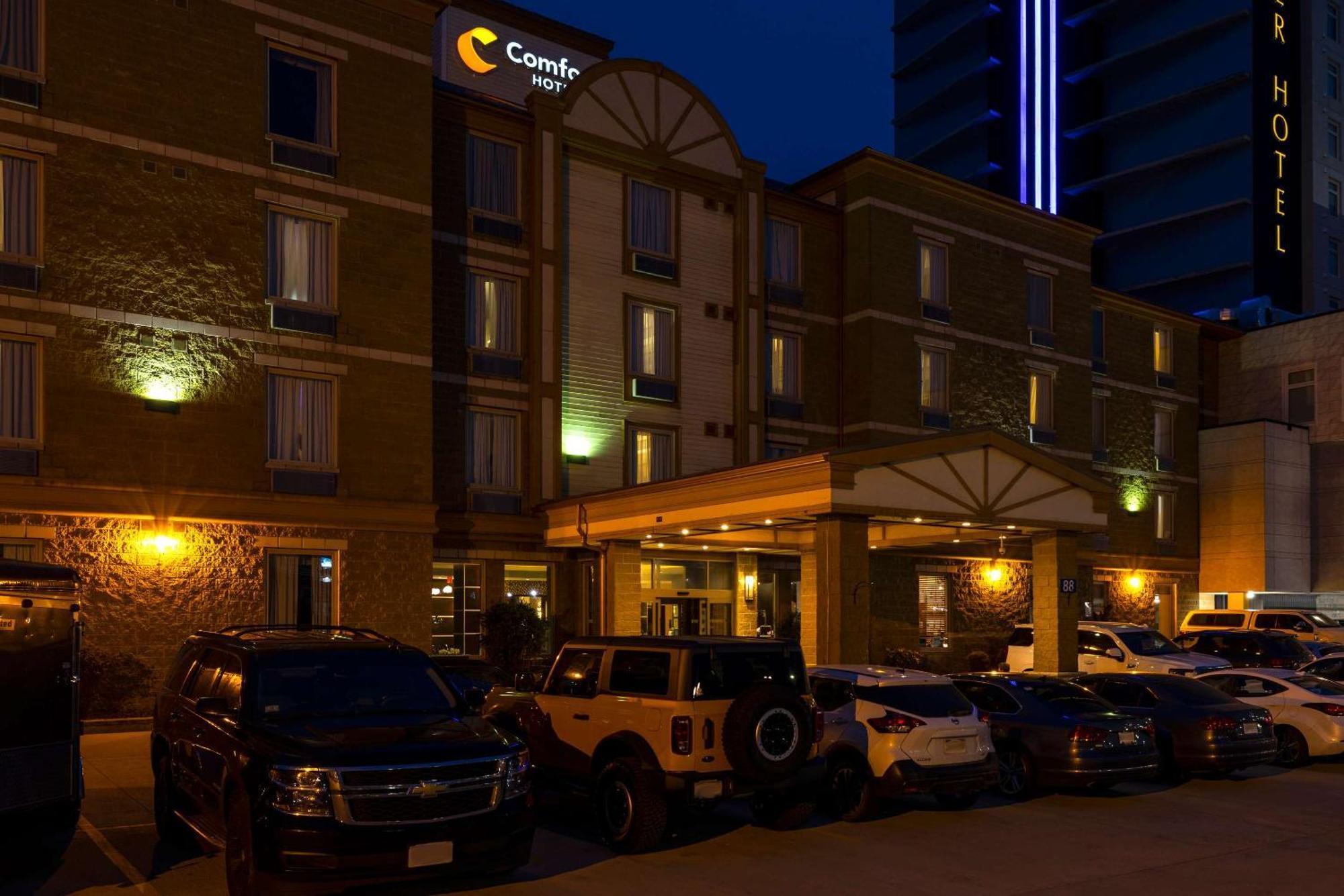 Comfort Hotel Bayer'S Lake Timberlea Extérieur photo