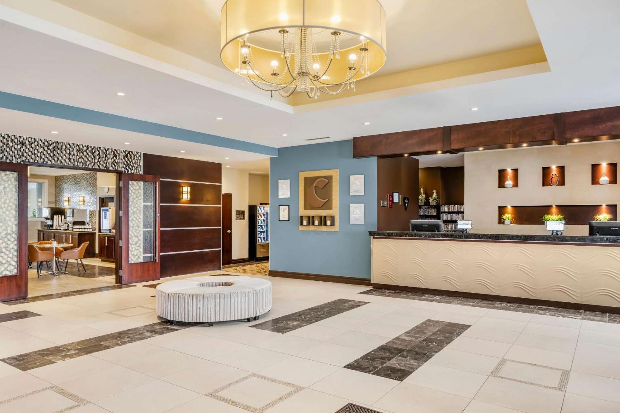 Comfort Hotel Bayer'S Lake Timberlea Extérieur photo
