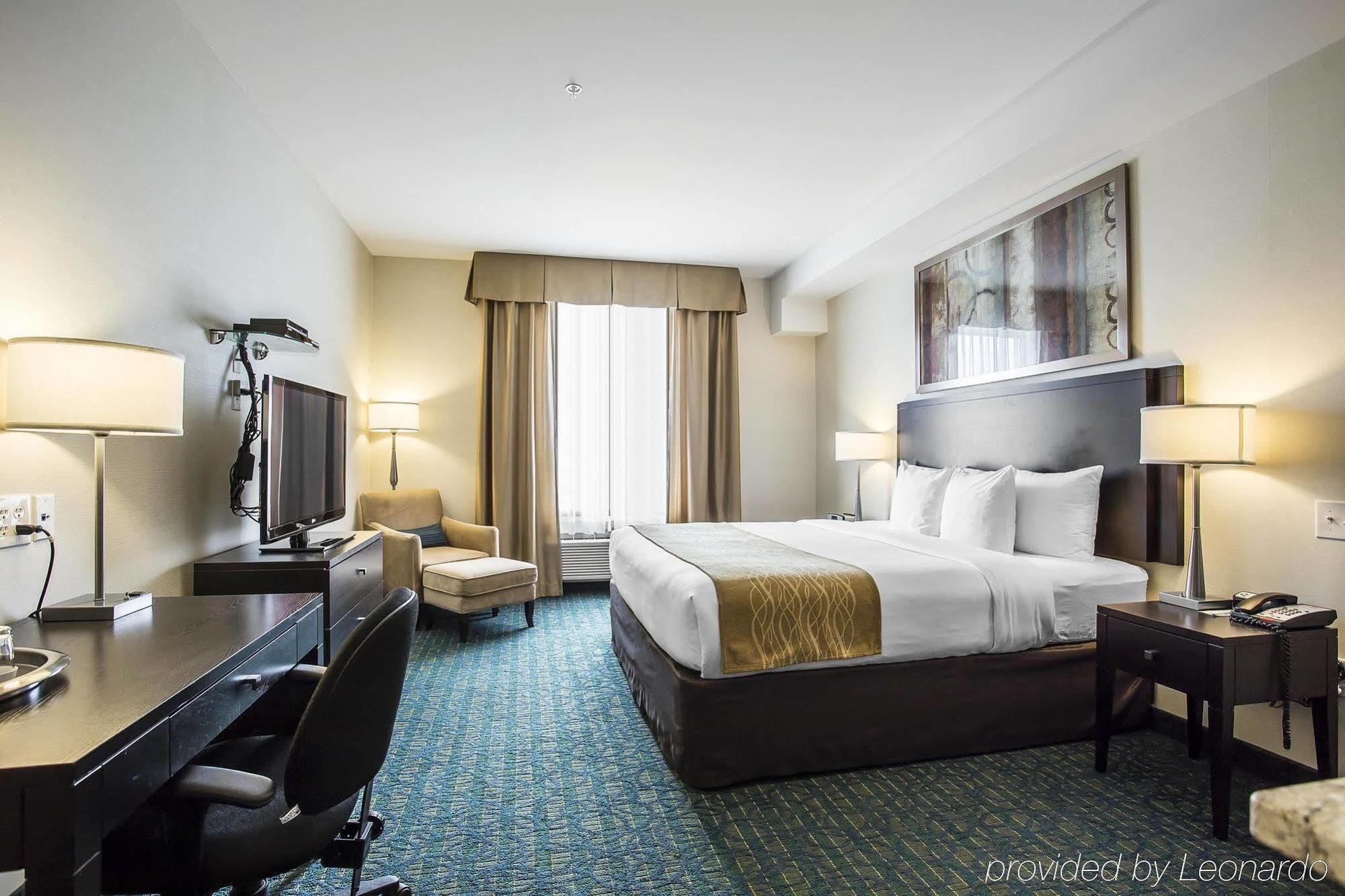 Comfort Hotel Bayer'S Lake Timberlea Extérieur photo