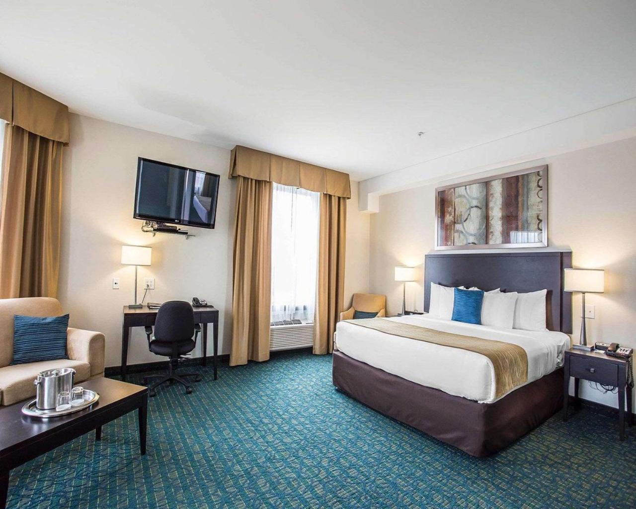 Comfort Hotel Bayer'S Lake Timberlea Extérieur photo